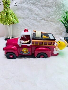 M&M's Red Fire Department Toy Truck Collectible Kids Toy 🚒